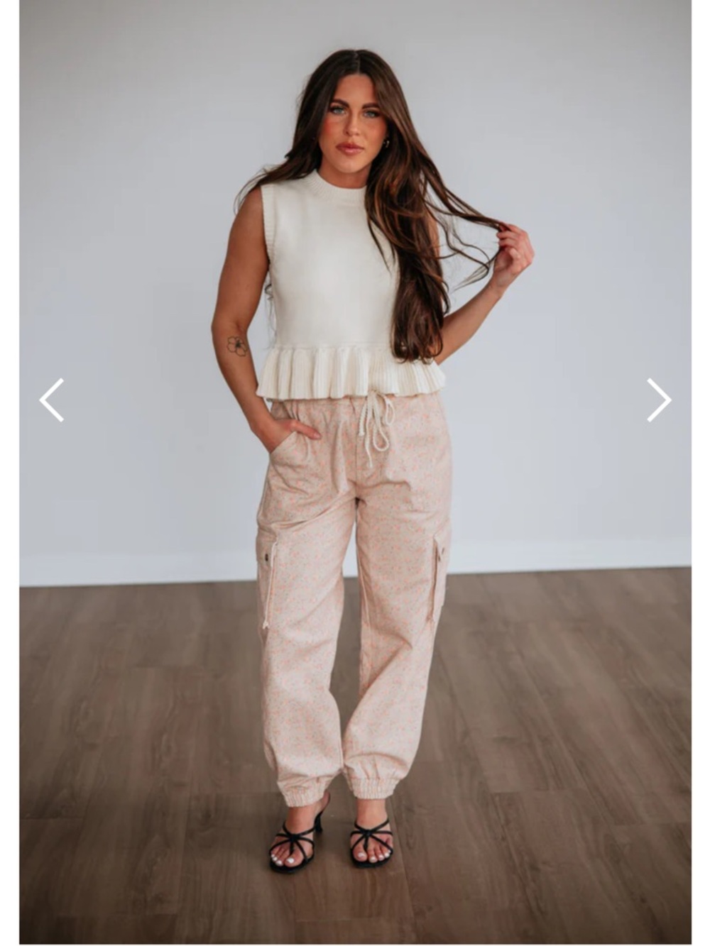 POL Women's Light Pink Floral Cargo Joggers